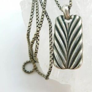 David Yurman Men's Tag Pendant Necklace 24" chain 14 k gold logo